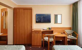 Гостиница HELIOPARK Thalasso Звенигород Стандартный двухместный номер с 2 отдельными кроватями-2